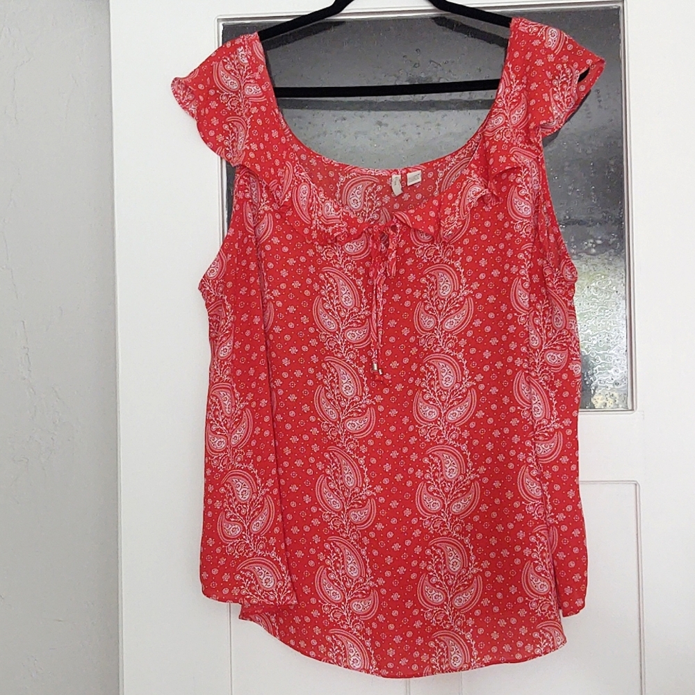 Ladies Sleeveless Top